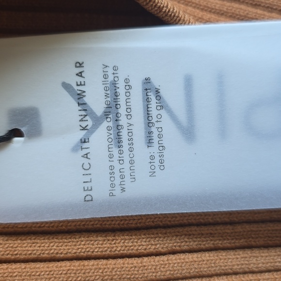 NWT Minkpink Gianna Knit Top in Various 3 - Picture 9 of 12